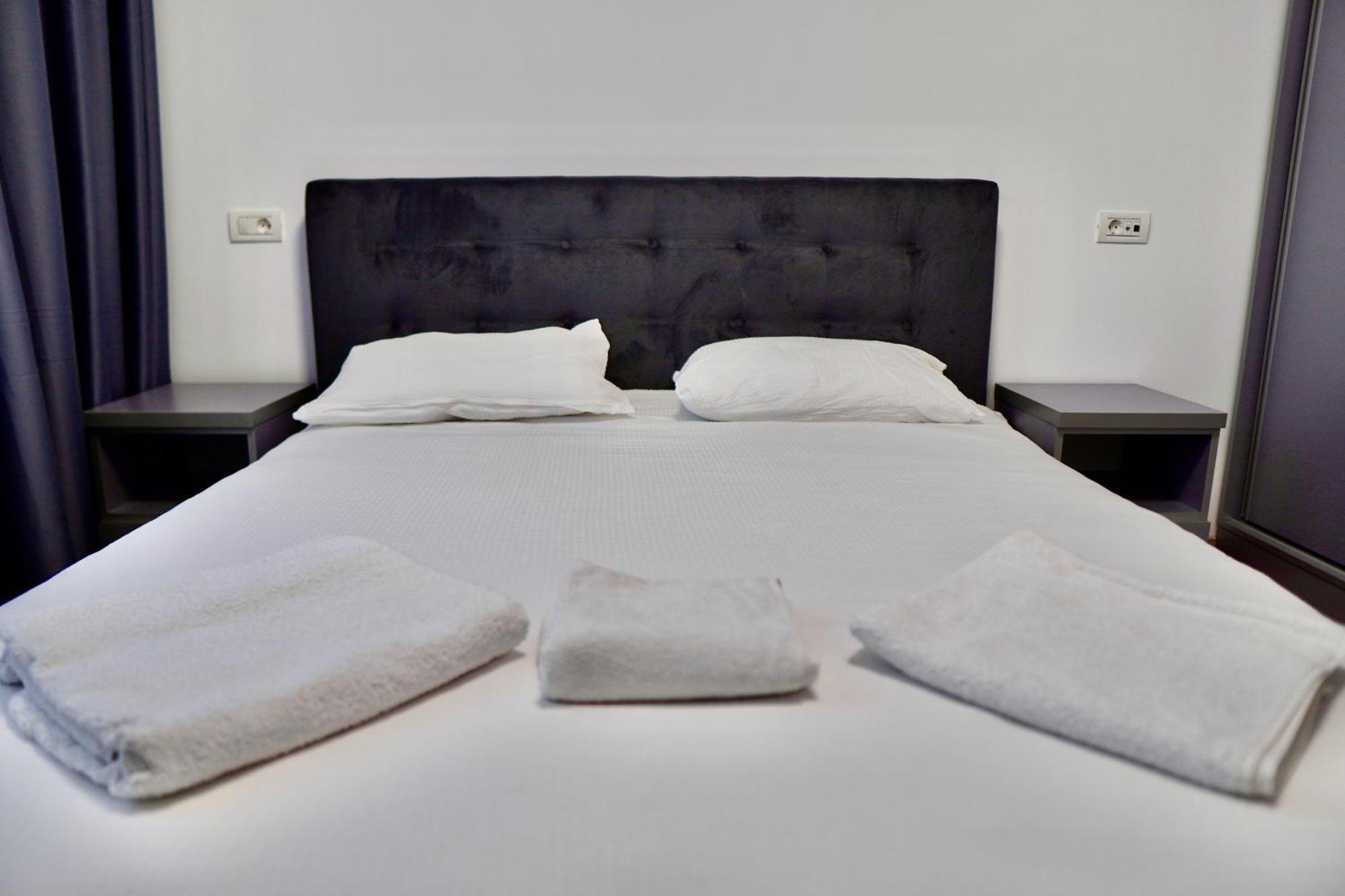 Coresi Topcity 2Camere Apartment Brasov Bagian luar foto